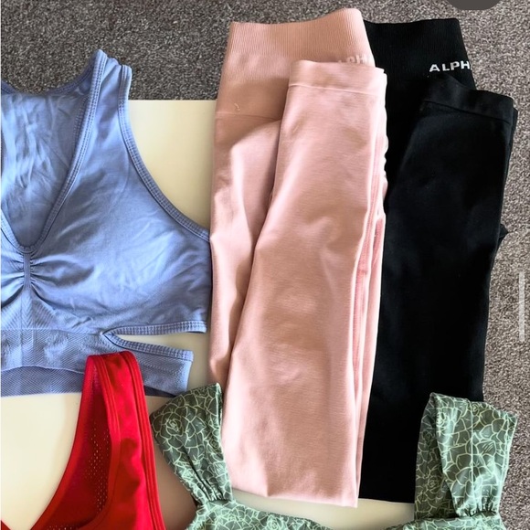 Alphalete Amplify Legging - Picture 2 of 3